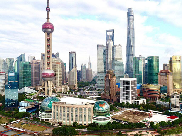 2022年不同学历如何落户上海？不同学历落户上海的最优方案