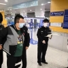 留学生将护照借给他人入境获取报酬，两人分别被上海海关查获