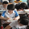 中国留学生在国外真的“吃香”吗？外国教授评价：“糟糕透顶”